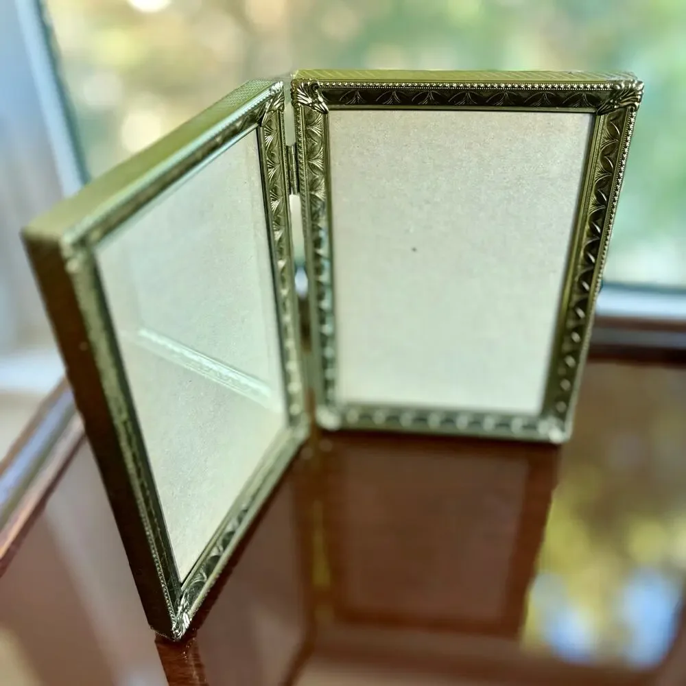 Vintage hinged double
